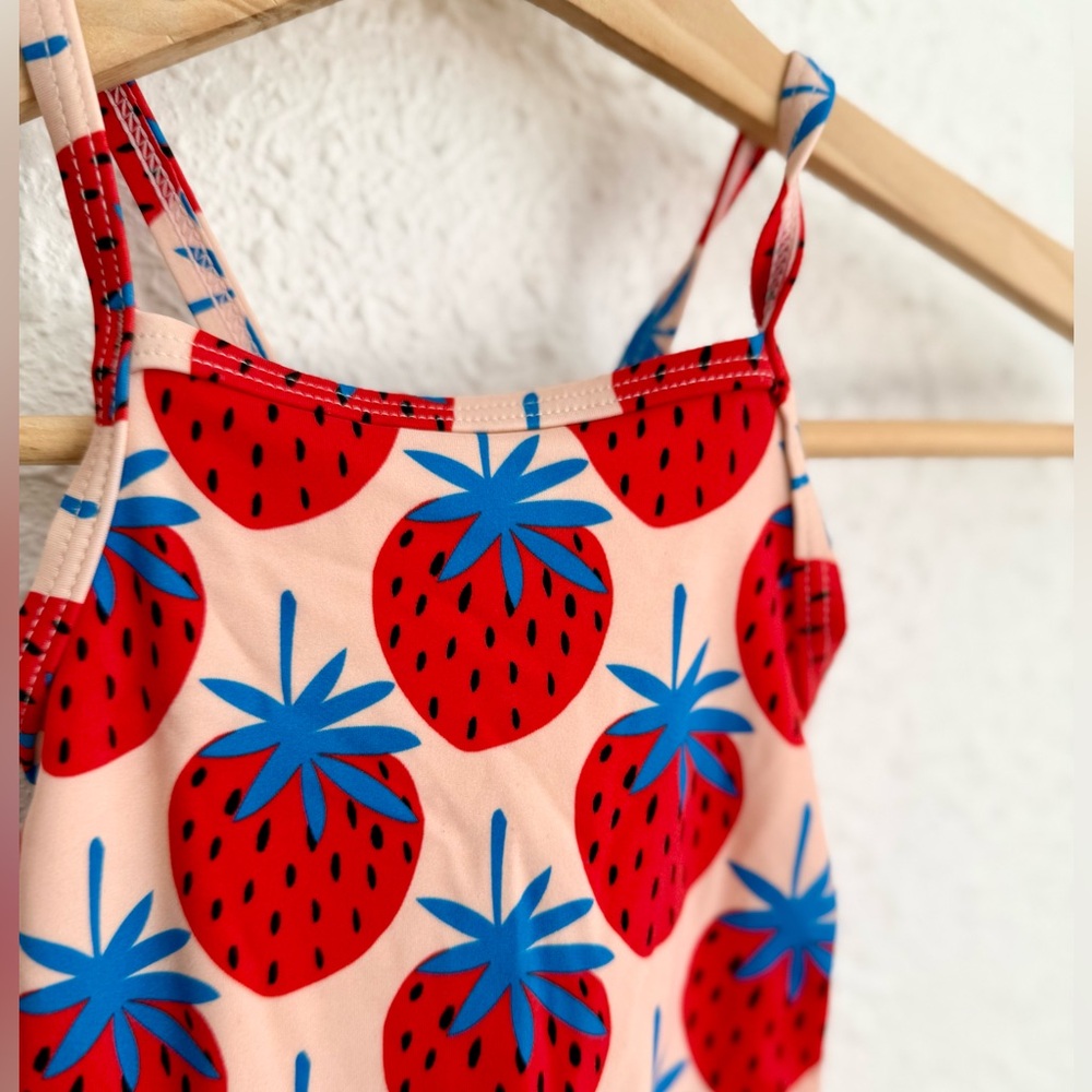 Hanna Andersson pink strawberry ruffle swimsuit 18/24 kids baby - Picture 3 of 5